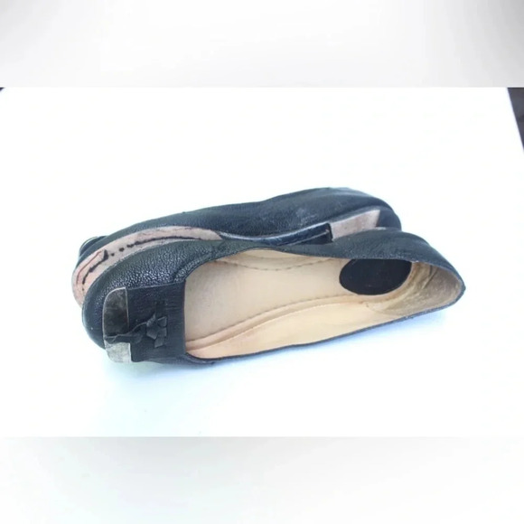 Frye flats - Picture 6 of 12